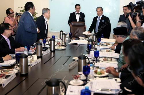 MUHYIDDIN YASSIN