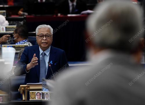DATUK SERI ISMAIL SABRI YAAKOB