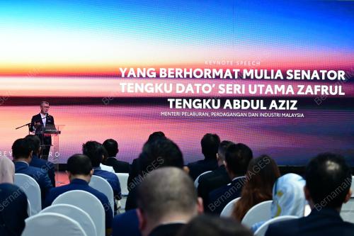 TENGKU DATUK SERI ZAFRUL TENGKU ABDUL AZIZ
