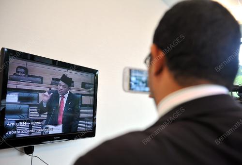 KL17_20032014_PARLIMEN