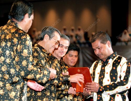 MINGGU SAHAM AMANAH
