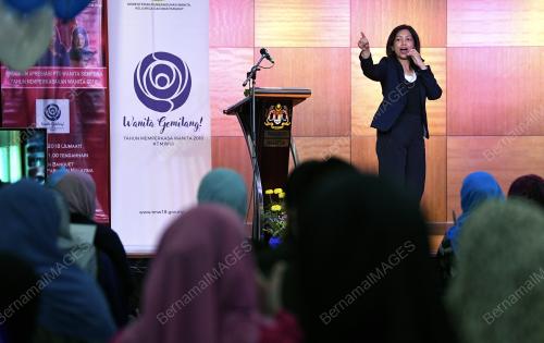 KL17_20042018_PTD_WANITA_BN201804185646