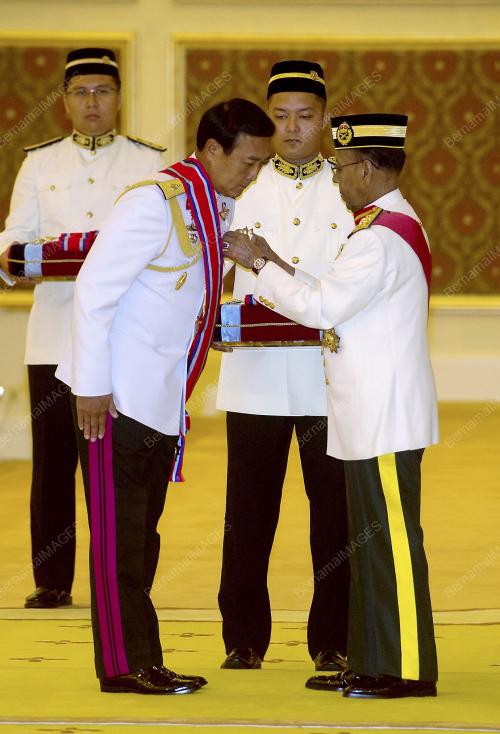 KL17_20102015_AGONG