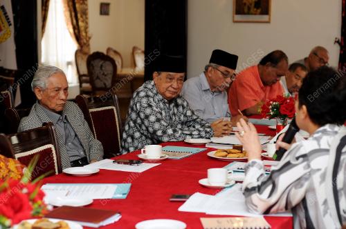 KL17_21032015_PEMIKIR