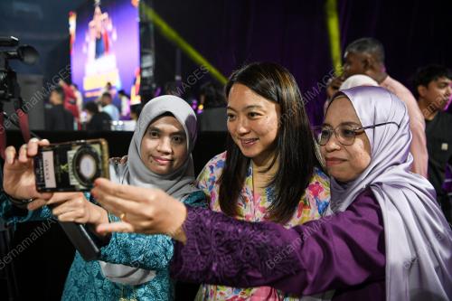 HANNAH YEOH