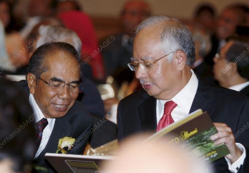NAJIB TUN RAZAK