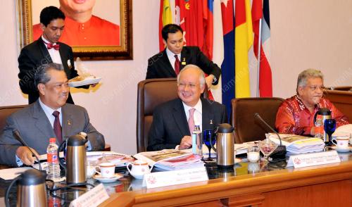 MOHD NAJIB TUN ABDUL RAZAK