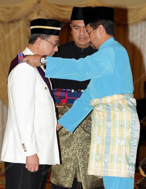 TUANKU MIZAN ZAINAL ABIDIN