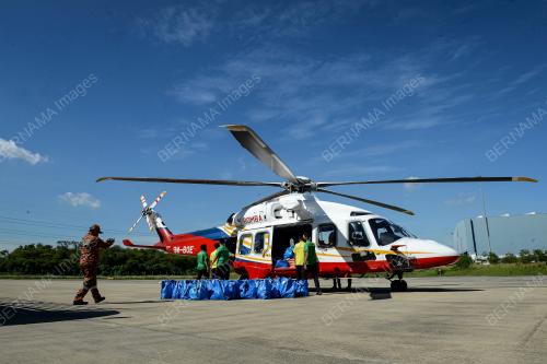 BANTUAN BOMBA KEPADA MANGSA BANJIR