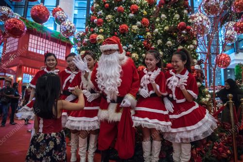TINJAUAN KRISMAS