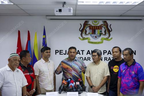 DATUK AZMAN ABIDIN