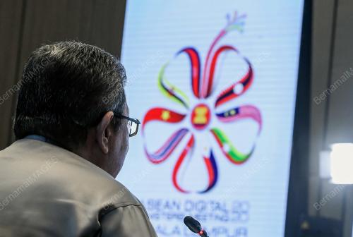 DATUK SAIFUDDIN ABDULLAH