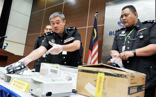 KL17_22042015_POLIS