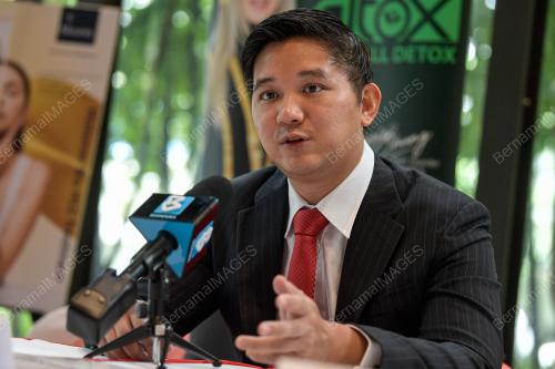 DATUK CHEVY BEH