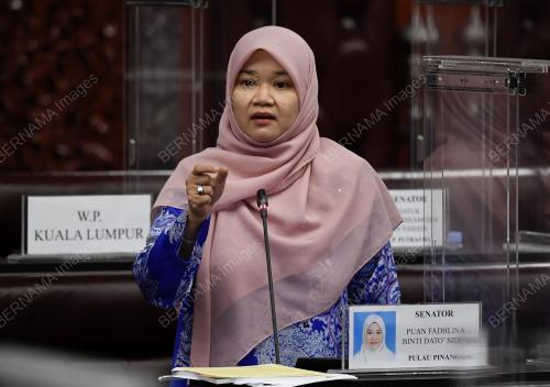 SENATOR FADHLINA DATUK SIDEK