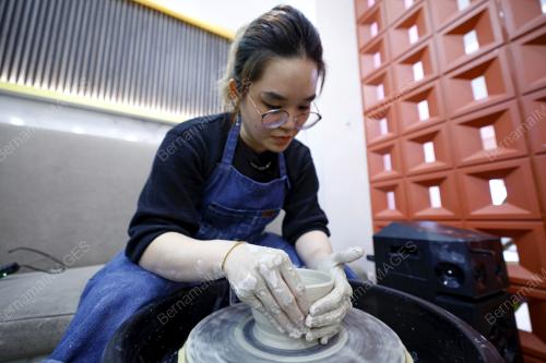 GOOD TIMES DIY POTTERY STUDIO