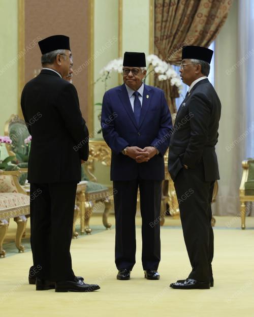 AL-SULTAN ABDULLAH RI'AYATUDDIN AL-MUSTAFA BILLAH SHAH