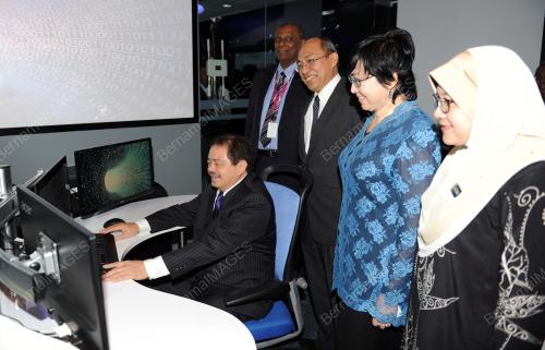 KL17_23042015_MOSTI