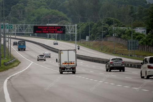 TINJAUAN ALIRAN TRAFIK DAN RENTAS NEGERI SEMPENA AIDILFITRI