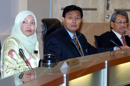 AHMAD ZAHID HAMIDI