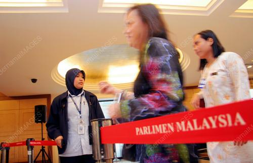 SIDANG PARLIMEN