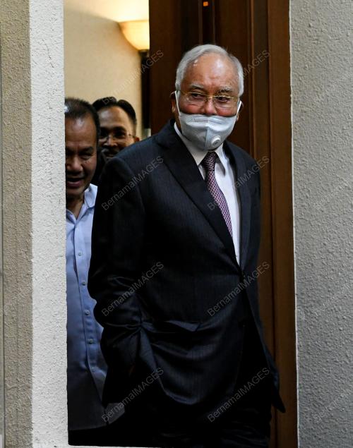 DATUK SERI NAJIB TUN RAZAK