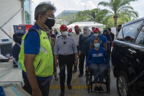 TAN SRI MUHYIDDIN YASSIN
