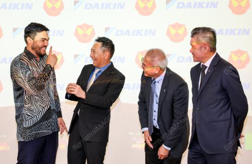 TENGKU AMIR SHAH SULTAN SHARAFUDDIN IDRIS SHAH