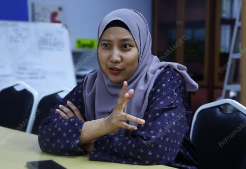 DR WAN NABILA WAN MANSOR