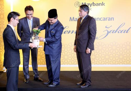 KL17_25072013_MAYBANK_ISLAMIC