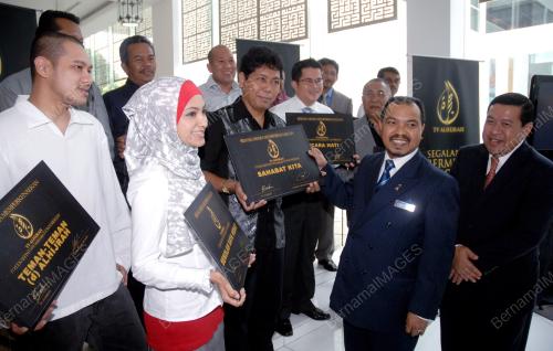 JAMIL KHIR BAHAROM