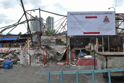 KERJA PEMBAIKAN STRUKTUR PENJAJA DI PASAR DATO KERAMAT