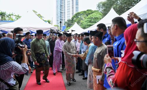 KL17_26062018_POLIS