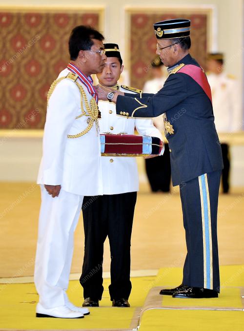 KL17_26092012_AGONG