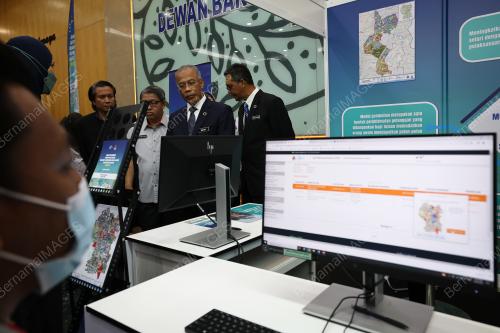 DATUK SERI MAHADI CHE NGAH