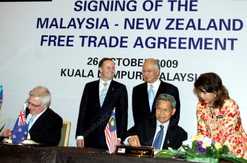 MOHD NAJIB TUN RAZAK