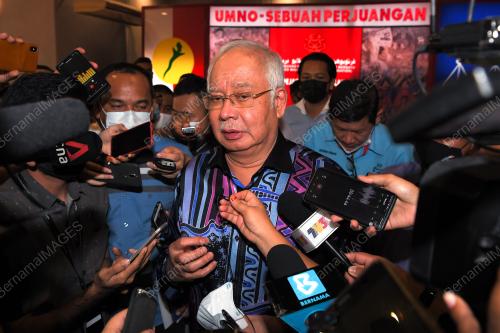 DATUK SERI NAJIB TUN RAZAK