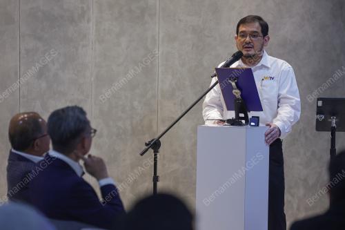 MOHAMED HELMI HARITH