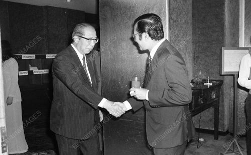 DR. MAHATHIR BIN MOHAMAD