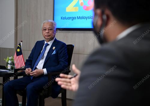 DATUK SERI ISMAIL SABRI YAAKOB