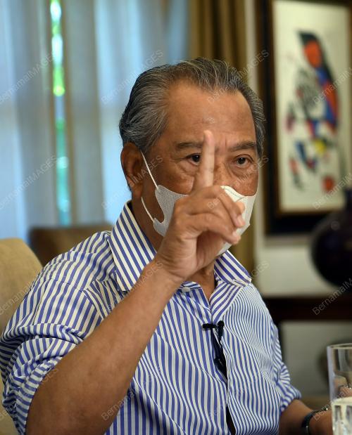 TAN SRI MUHYIDDIN YASSIN