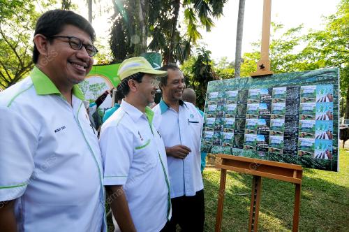 KL17_28032015_HARI_HUTAN