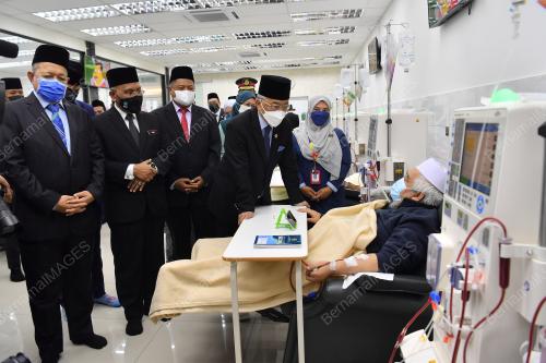 AL-SULTAN ABDULLAH RI'AYATUDDIN AL-MUSTAFA BILLAH SHAH