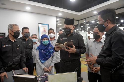 DATUK SERI DR SHAHIDAN KASSIM