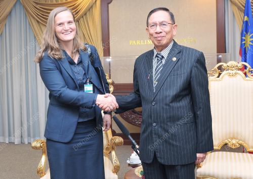 KL17_29022012_PARLIMEN