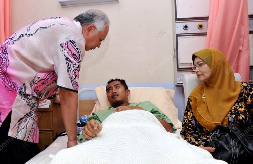 KL17_29042012_NAJIB