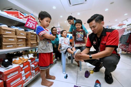 KL17_29052019_ASNAF_BN201905270842