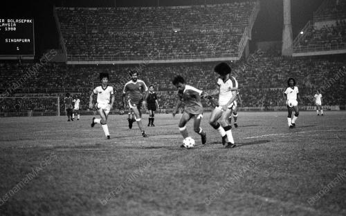 SELANGOR VS SINGAPURA