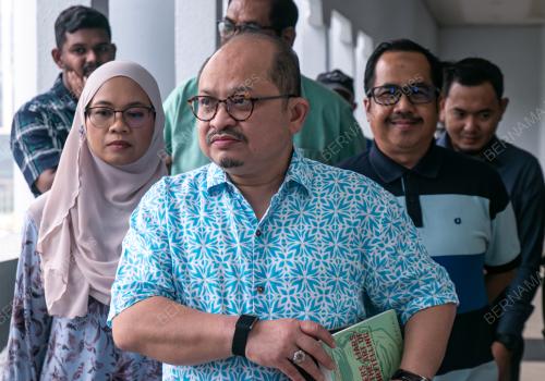 DATUK SERI SHAMSUL ISKANDAR MOHD AKIN