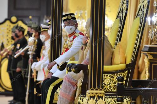AL-SULTAN ABDULLAH RI'AYATUDDIN AL-MUSTAFA BILLAH SHAH